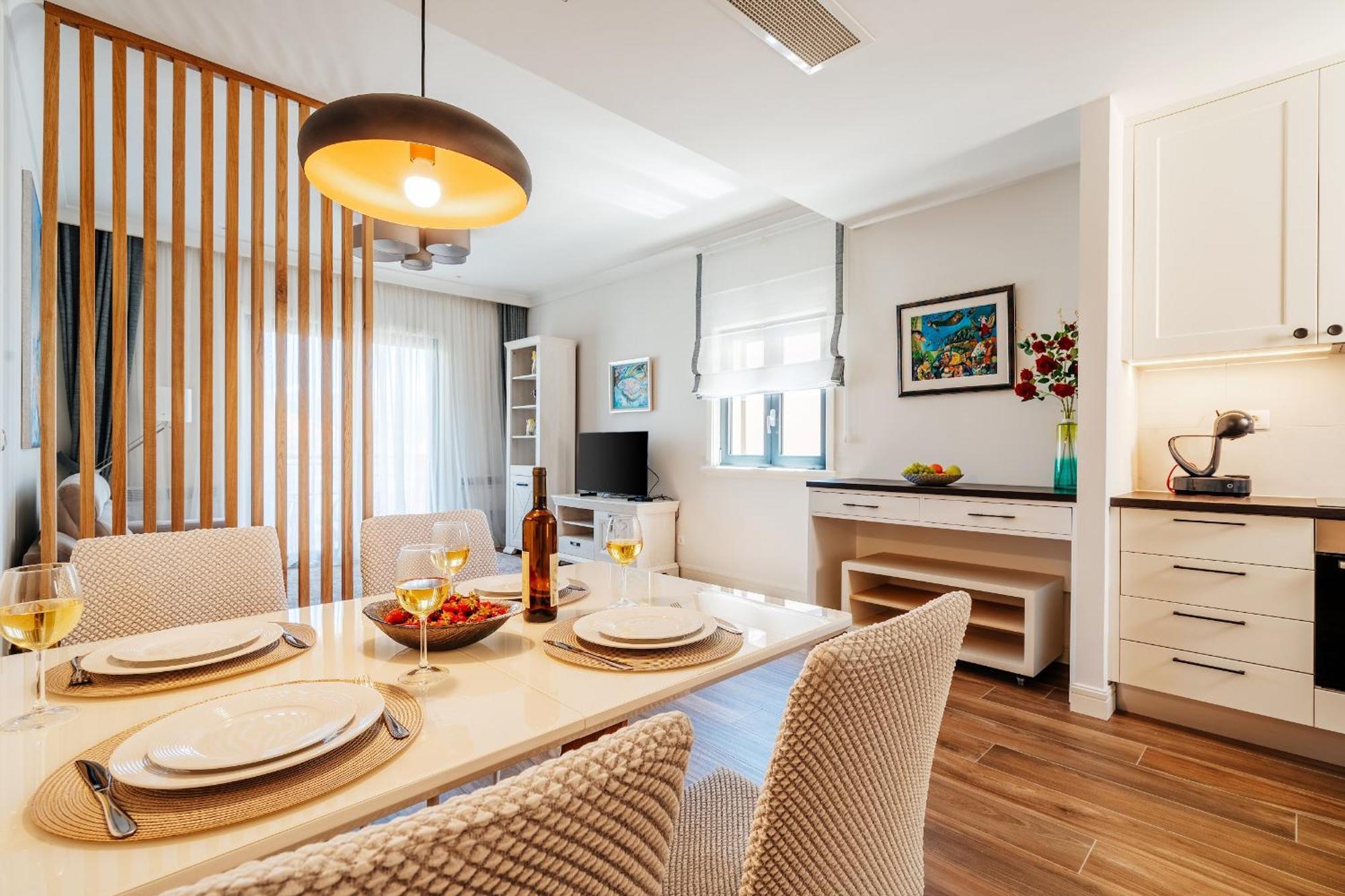 Lustica Apartments Central Tivat Zewnętrze zdjęcie