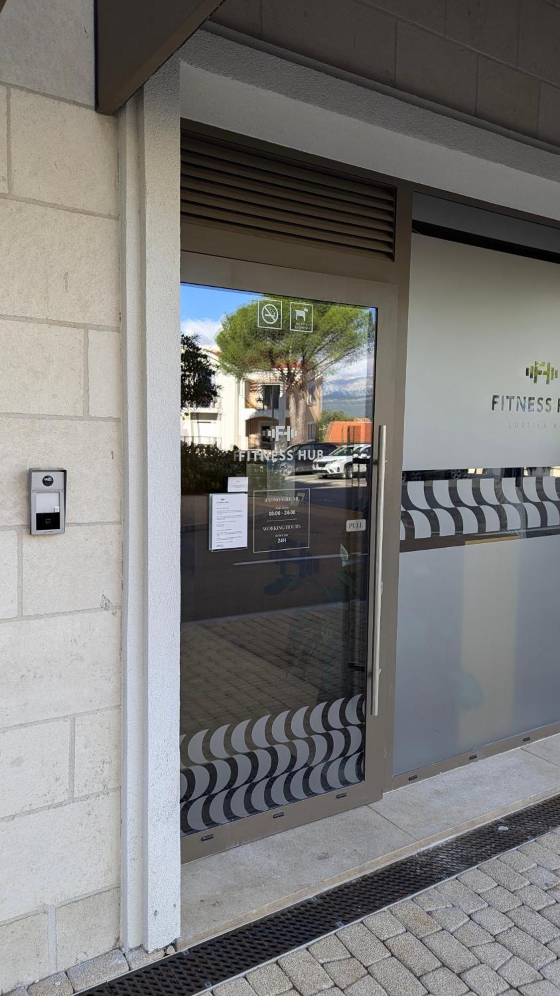 Lustica Apartments Central Tivat Zewnętrze zdjęcie